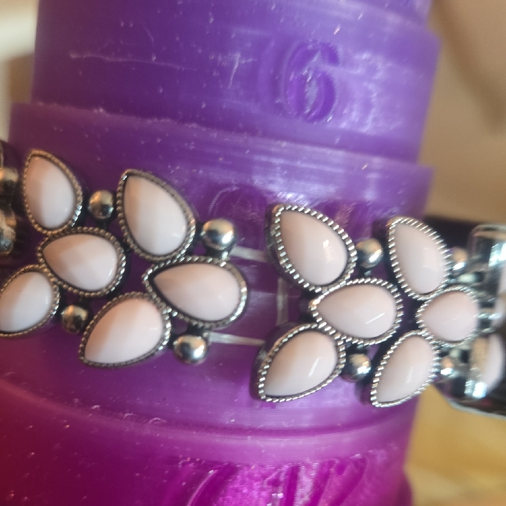 Pink Teardrop Stone Stretch Bracelet - Women Accessories - Picture 5 of 8